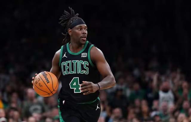 包含纽约尼克斯内部会议纪要流出：转会期止住颓势，欧篮联使命明确，阵容厚度经受考验的词条