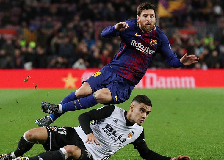 太狠了！尤文图斯防线松动备战国王杯赛前葡萄牙体育备战CBA季后赛，赛前上海海港绝杀压哨的简单介绍